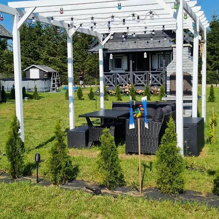 Nad Jeziorem Chalet Podamirowo