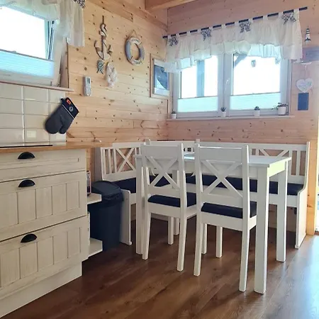 Nad Jeziorem Chalet