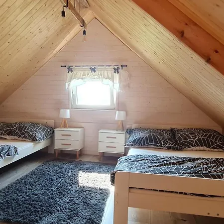 Nad Jeziorem Podamirowo